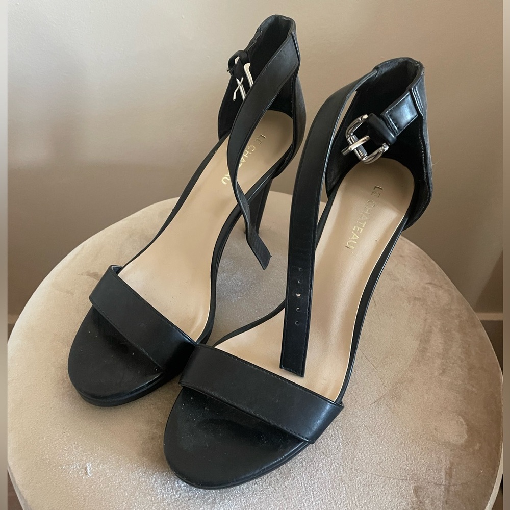 Strap High heel shoes